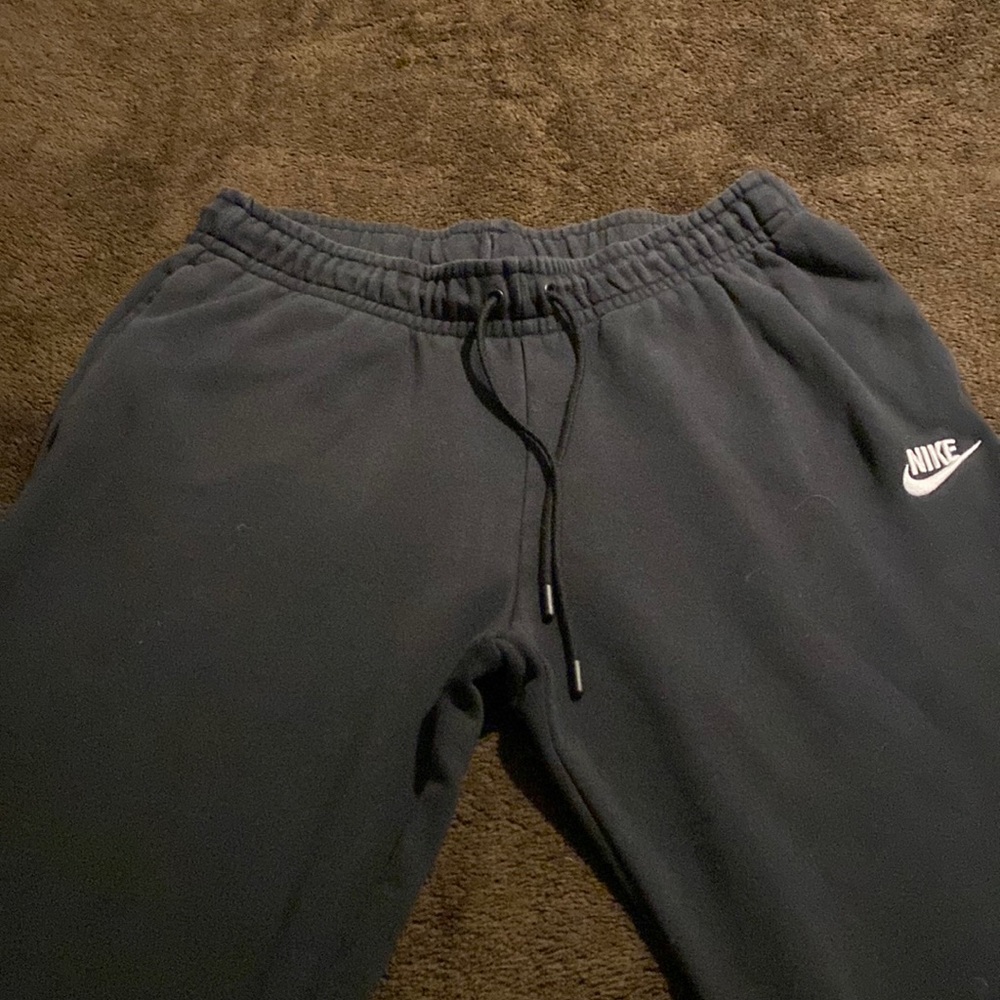 Men’s Nike black sweatpants joggers